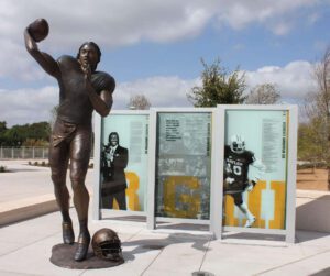 Robert Griffin III Baylor Football Statue Portrait Bronze Sculpture